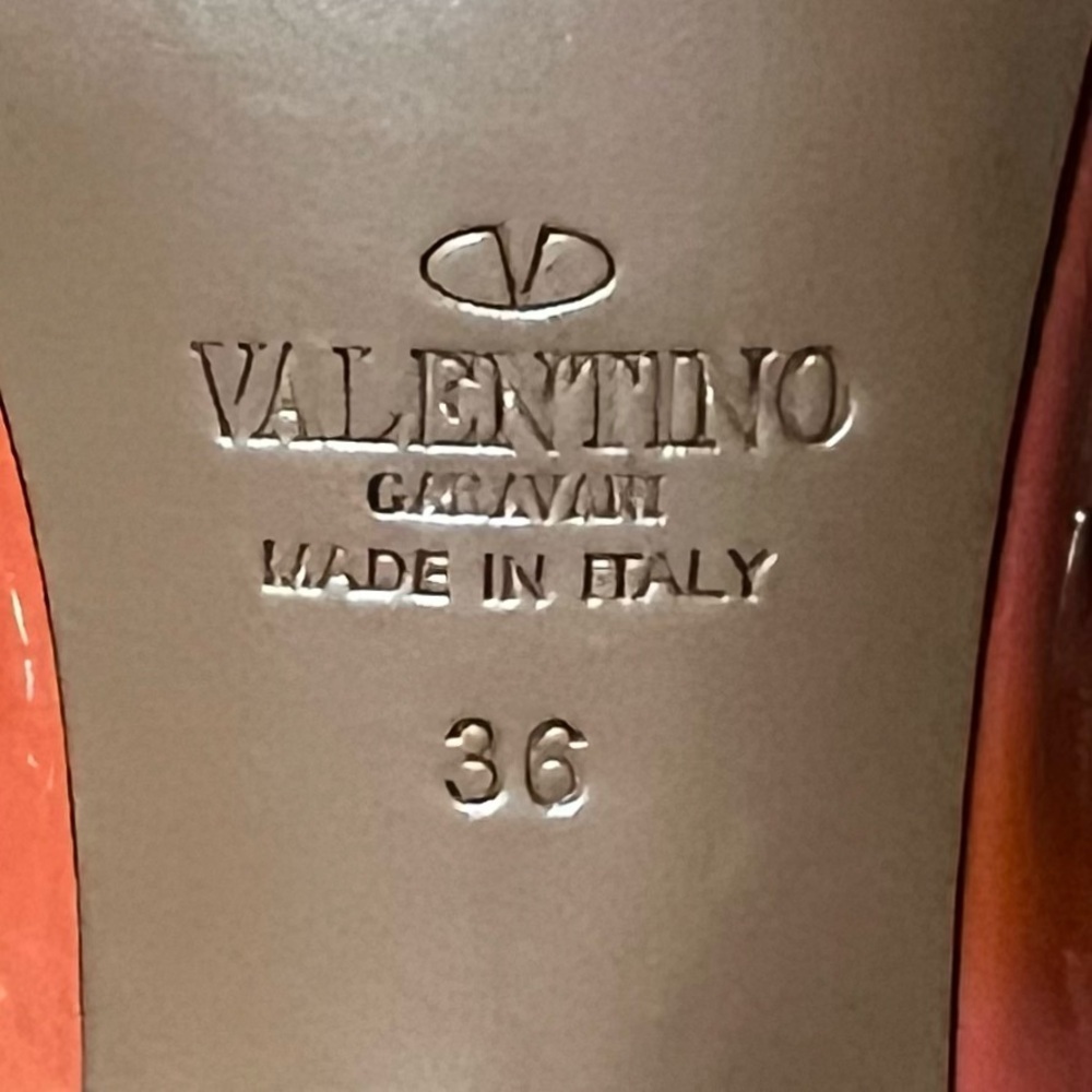 Valentino 6 Calfskin Nappa Rockstud T-Strap Patent Orange Poudre Pumps Heels - Picture 13 of 16